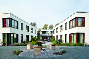  Das Franz Jordan Haus in Warburg erleichtert den Bewohnern durch die übersichtliche Gestaltung die Orientierung. 