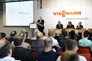  Mehr als 180 Experten kamen zum 2. Holzenergieforum an den Viessmann-Unternehmensstammsitz. 