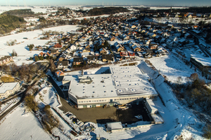  Der erweiterte Unternehmenssitz der Wöhler Technik GmbH in Bad Wünnenberg 