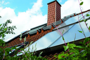  SolarkollektorenDie SVT-Anlage sorgt dafür, dass das Solarwasser optimal genutzt wird 