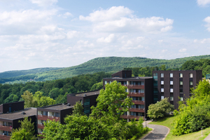  Entspannung und Erholung mitten im Biosphärenreservat bietet das Rhön Park Hotel. 