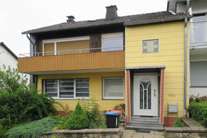  Das Wohnhaus der Familie Humme. Die Sanierung ist noch nicht abgeschlossen. Die Fassade wird im letzten Schritt saniert und gedämmt. 