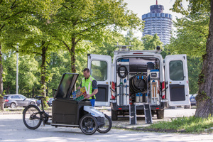  Professionelles Nutzfahrzeug: Das Elektro-Lastenfahrrad „ProCargo CT1“ von Sortimo transportiert bis zu 240 kg, verfügt über eine Ladungssicherung und verschiedene Aufbauvarianten.  