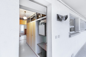  Der Einbau der Lüftungsanlage stellte nur einen minimalen Aufwand dar. Heute sieht man davon nur noch ein dezentes Auslassgitter an der Hauswand, sowie stilsichere Luftauslässe innerhalb der Wohnung. 
