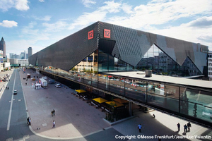  Die neugebaute Halle 12 auf dem Gelände der Messe Frankfurt. 