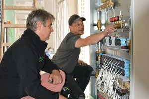  Das TGA-Planungsbüro EM-plan plante Sanitärinstallation, Rohrnetzheizung und Lüftung. 