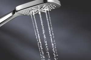  Grohes jüngste Duschneuheit ist die Handbrause „Rainshower SmartActive“. 