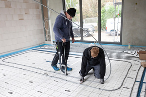  Eine Fußbodenheizung ist optimaler Partner der Wärmepumpe – in puncto Energieeffizienz und für hohen Wohnkomfort 