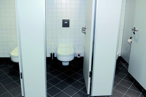  260 WC verbautIn den neuen Toilettenanlagen der Messehallen wurden insgesamt 260 wandhängende WC der Keramag-Serie „Courrèges“ eingebaut 