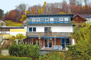  Das 2002 erbaute Wohnhaus wurde modernisiert und fit für die Zukunft gemacht. 