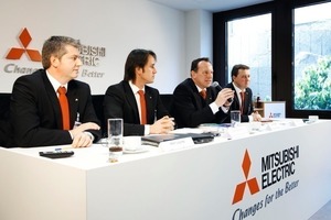  SHK-Handwerker im FokusDivision Manager Air Conditioning, Holger Thiesen (2.v.r.), will für Mitsubishi Electric den Heizungsmarkt erschließen  