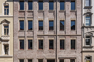  <div class="bildtext_1">Die sanierte Casa Rossa setzt ein Zeichen für nachhaltigen Bestandserhalt im Chemnitzer Stadtbild.</div> 