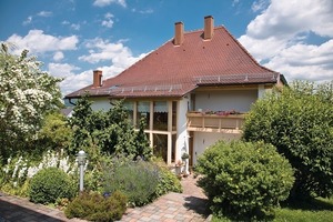  SanierungIm 1930 erbauten Zweifamilienhaus der Familie Stasny sollte das Badezimmer komplett saniert werden. Ausführender Handwerksbetrieb war die Brunner GmbH, Prackenbach 