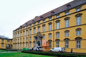  Barockschloss OsnabrückDie Räume der Universität sind nun auch für Rollstuhlfahrer voll zugänglich 