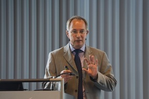  Heinz-Dieter Corsten, e-on Ruhrgas, lenkte den Blick auf aktuelle technische Entwicklungen im Bereich der Erdgastechnik  