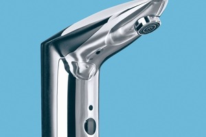  Schutz per ArmaturDie elektronische Armatur „Perfekt Plus“ in WRC-Technologie bietet eine aufrüstbare Trinkwasserhygiene zur Legionellenprophylaxe und -bekämpfung 