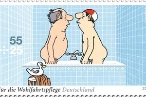  Herren im BadMit der Herausgabe des Postwertzeichens „Loriot – Herren im Bad“ unterstrich die Deutsche Post AG die Bedeutung des Sketches für das deutsche Volk 