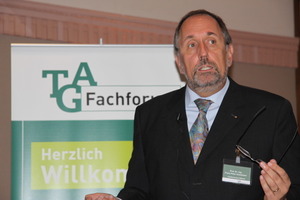  Professor Franz-Peter Schmickler von der Fachhochschule Münster 