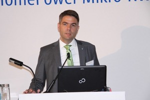  Dr. Marc Andree Groos, Geschäftsführer Vaillant Deutschland, plant, 2012 etwa 2000 KW-Systeme von Vaillant (über alle Modellle) in den Markt zu bringen 