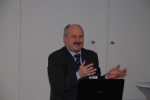  Min.-Rat H.-D. Hegner 