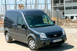  Unser Testfahrzeug Der „Ford Transit Connect“ mit langem Radstand in der Ausstattungslinie „Trend“ 