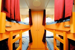  Kein UrlaubsschiffDie Mannschaftsräume unter Deck sind zweckmäßig eingerichtet 