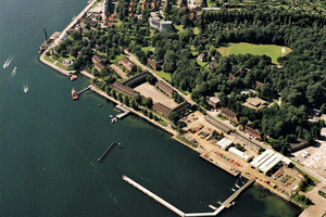  Maritimes WohnviertelDirekt am Ufer der Kieler Förde, am Eingang zum Nord-Ostseekanal, wächst mit den Fördeterrassen ein maritimes Wohnviertel mit Wasserblick, außerordentlicher Lebensqualität und ökologischer Wärmeversorgung 