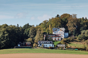  Das idyllische Panoramahotel Wolfsberg in Bad Schandau-Reinhardtsdorf nutzt ein mit Flüssiggas betriebenes Blockheizkraftwerk (BHKW). 