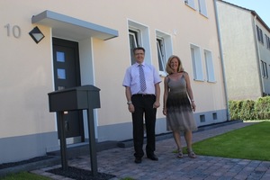  Frank Nolte, Vorstandsvorsitzender der Wohnungsbaugenossenschaft Witten-Mitte und Evelin Fischer. 
