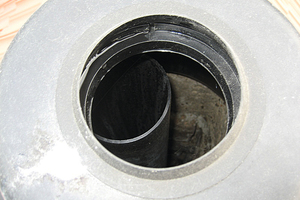  Verschiedene „gesackte“ Abgasleitungen an der Mündung. 