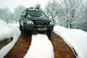  Garagenauffahrten durch Heiztechnik eisfrei halten. 