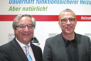  Michael Sautter (li.) und Jürgen Korff (re.) gaben bekannt, dass perma-trade Wassertechnik und Paradigma künftig zusammenarbeiten werden. | Fotos: perma-trade 