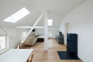  Im Dachgeschoss ist hochwertiger Wohnraum entstanden, der mit angenehmer Strahlungswärme beheizt wird.  