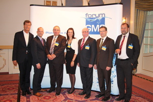  Die Referenten der „Forum GMS“ 2014 und die Repräsentanten der GMS e.V. (von links nach rechts): Michael Rossié, GMS-Vorstand Alexander Dehnelt, GMS-Geschäftsführer Hilbert Wann, Claudia Straube, Uwe Dietrich, Dr. Norbert Gaag, Geert Van den Abbeele 