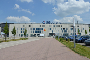  Die in der Augsburger SGL-Arena eingesetzte Wasseraufbereitungstechnik hat die Aufgabe, auch nach längerer Nutzungsunterbrechung in kurzer Zeit eine große Menge an Badewasser für das Entmüdungsbecken bereitzustellen.  