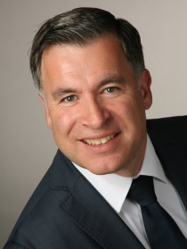 Gerd Hofer ist Vertriebsleiter Deutschland von Mitsubishi Electric, Living Environment Systems.