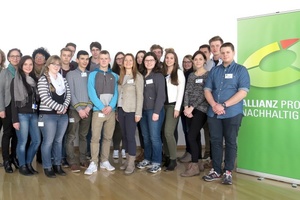  Azubis der Unternehmensgruppe nahmen an einem Workshop der Allianz pro Nachhaltigkeit in Radevormwald teil. 