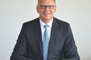 Dirk Schumann 
