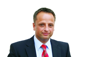  Dr. Stefan Girschik 