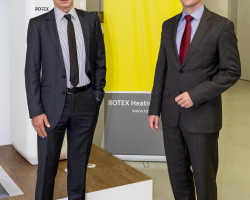  Dr. Franz Grammling (links) und Georg Blümel, beide Geschäftsführer der Rotex Heating Systems GmbH 